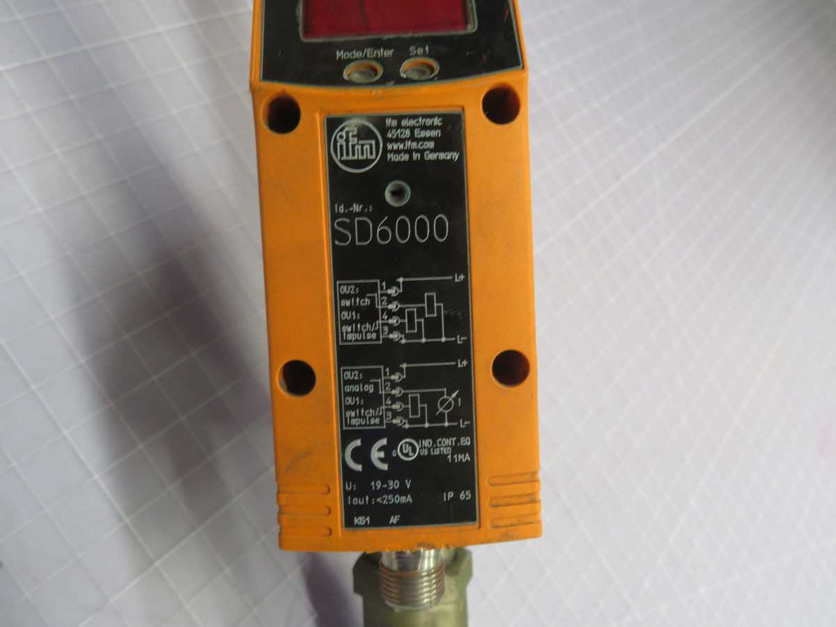 IFM ELECTRONIC SD6000 COMPRESSED AIR METER T249630 - FLOW METER