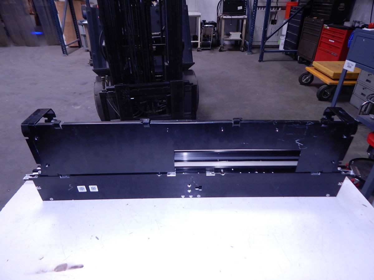 ROCKWELL AUTOMATION 804110A3018 804110A2032 CONVEYOR SYSTEM STRAIGHT RAIL 29.5 INCH - CONVEYOR PARTS