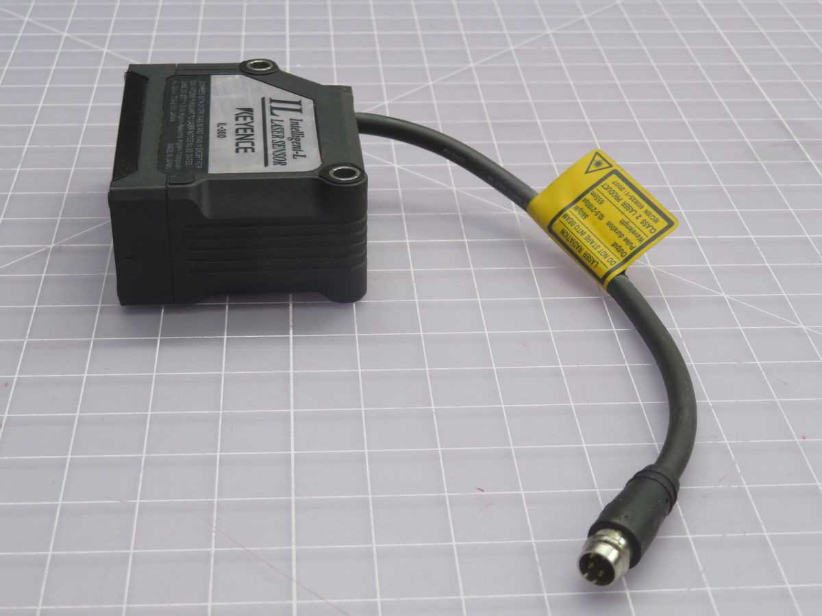 KEYENCE IL-300 PHOTOELECTRIC SENSOR T264375 - SENSORS