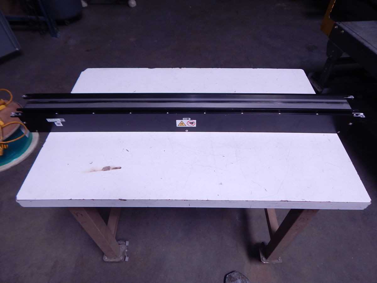 ROCKWELL AUTOMATION 10730175 INTELLIGENT CONVEYOR SYSTEM STRAIGHT RAIL 39 3/8 INCH - CONVEYOR PARTS