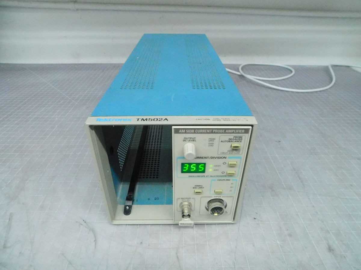 TEKTRONIX TM502A, AM503B CURRENT PROBE AMPLIFIER IN POWER MAINFRAME. M6906 - ELECTRICAL TESTING EQUIPMENT