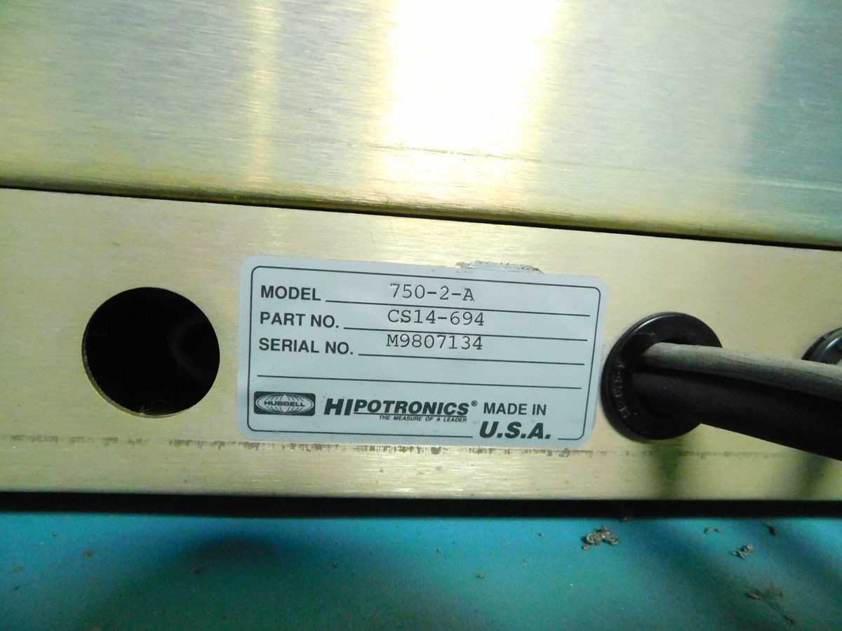 HIPOTRONICS 750-2-A AC DIELECTRIC TEST SET (JUST CONTROL) M7324 - VOLTAGE TESTER
