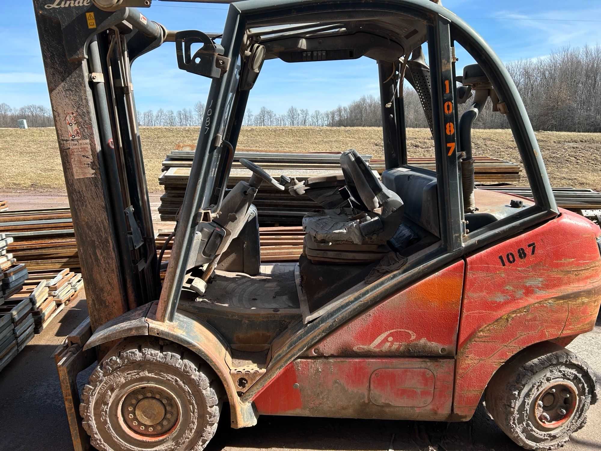 2006 Linde H30D Sit-Down Forklift, LPG, 6000 lbs Capacity, 184" Max Fork Height - SIT-DOWN FORKLIFTS 2006 Linde H30D Sit-Down Forklift, LPG, 6000 lbs Capacity, 184" Max Fork Height - SIT-DOWN FORKLIFTS