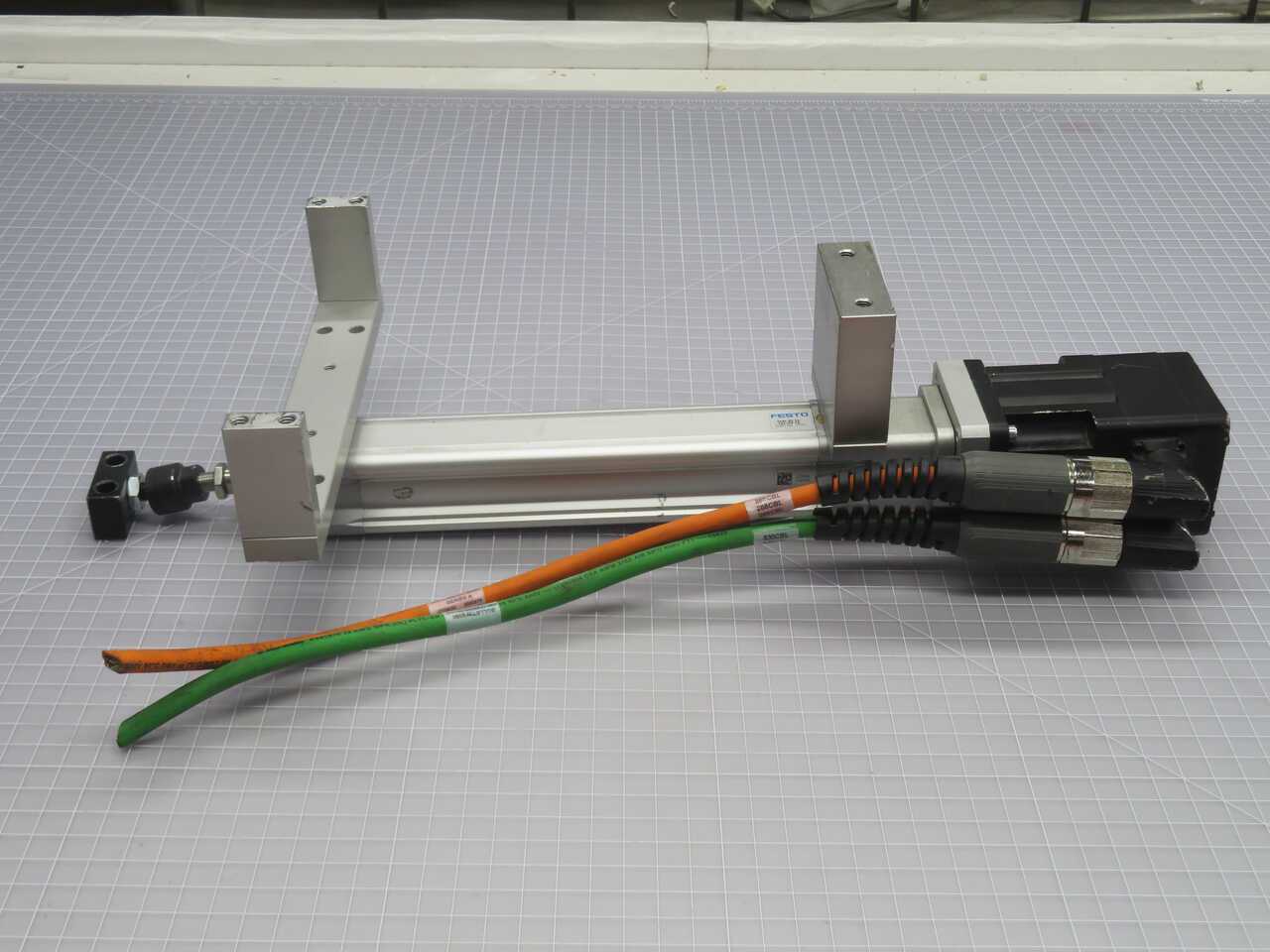 FESTO ESBF-BS-32-150-10P-CS 23267355 ELECTRIC ACTUATOR T269437 - PNEUMATIC CYLINDERS & ACTUATORS