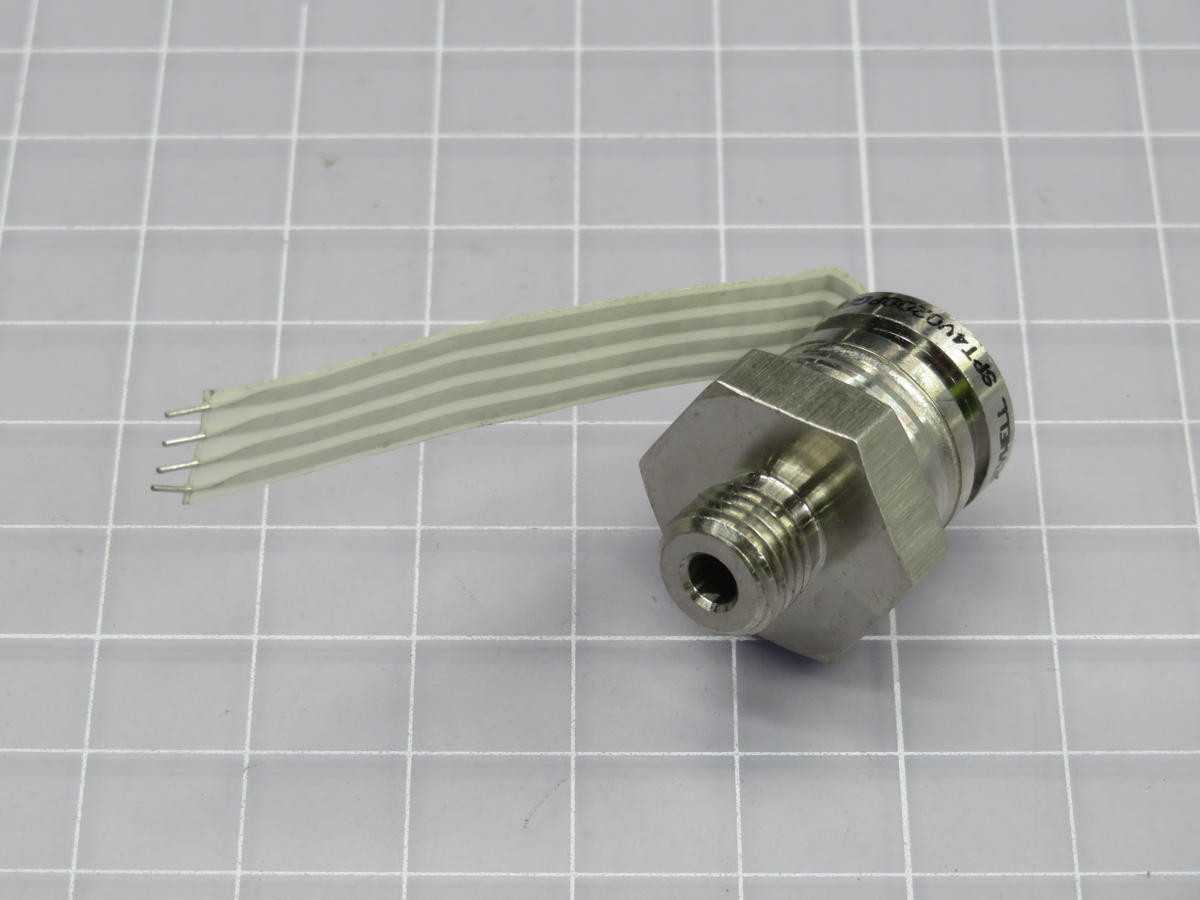 LOT OF 7 HONEYWELL SPT4V0200PG6W02 PRESSURE-JZ STAINLESS - SENSORS