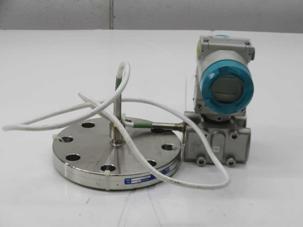 SIEMENS 7MF4435-3FY22-1NC7-Z PRESSURE TRANSMITTER T266640 - PRESSURE TRANSMITTER