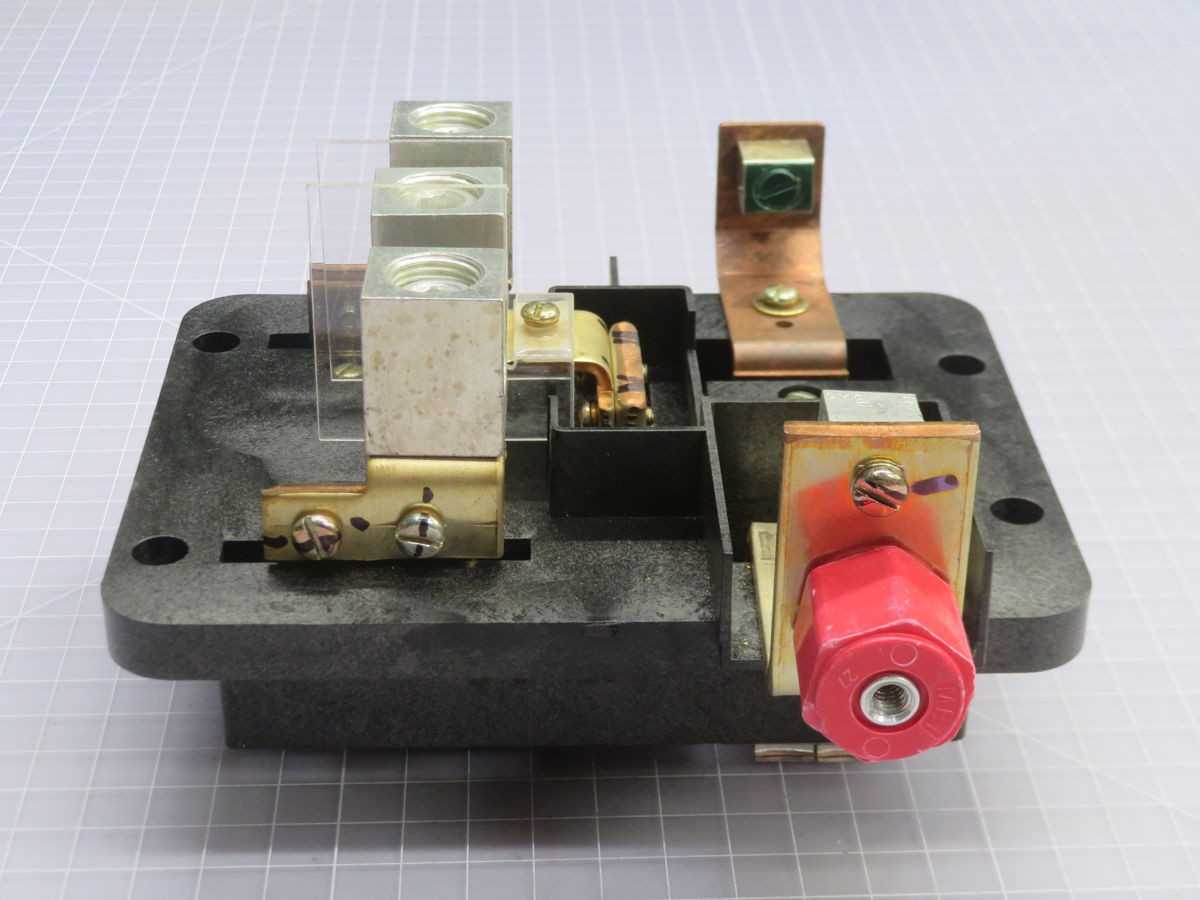 EATON BPA5241G01 Q-TRAN LOADCENTER PART T263504 - ELECTRICAL COMPONENTS