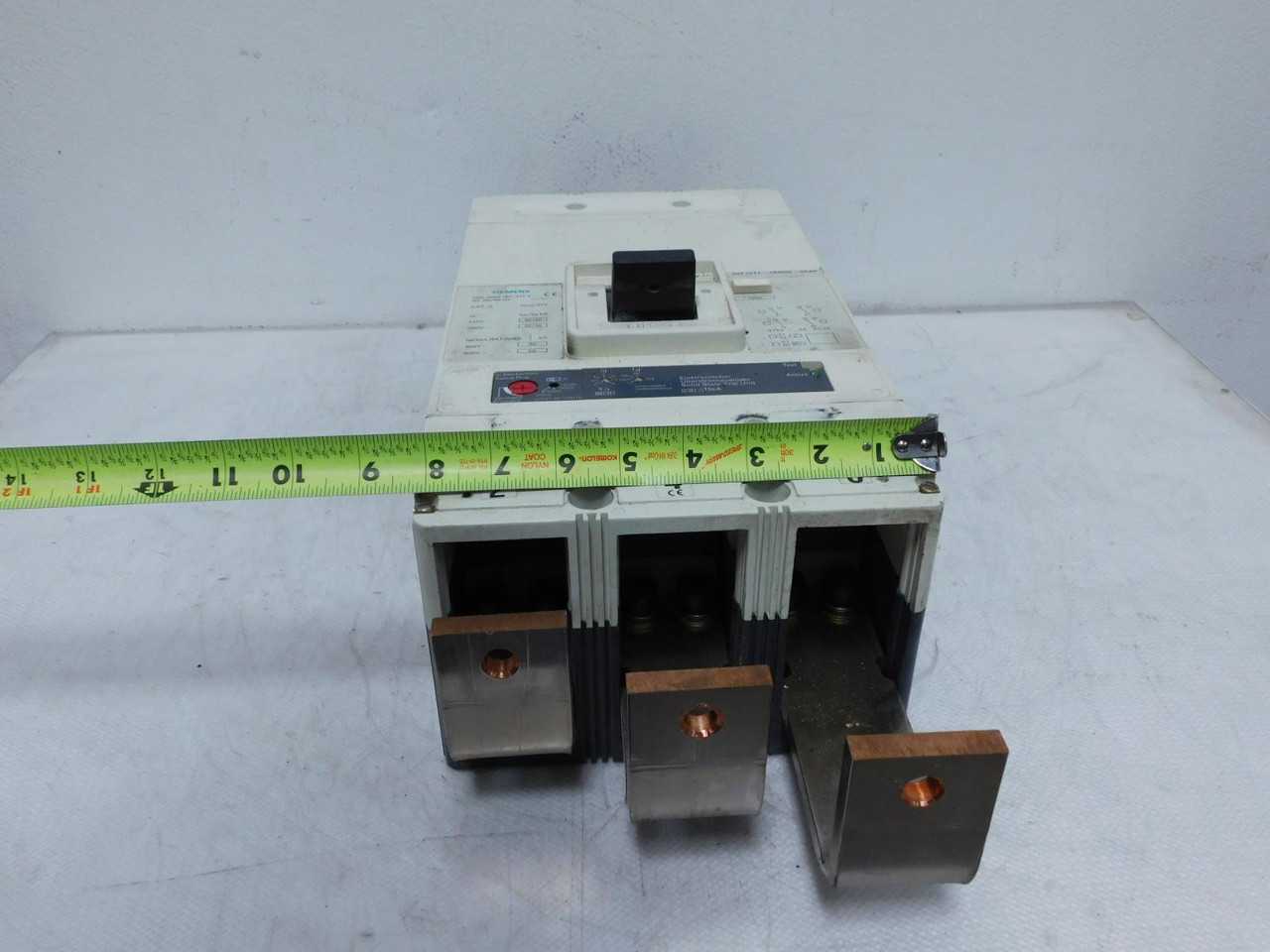 Siemens 3VF7211-1BM60-0AA0 CB, 3 Poles, 690 Vac Voltage, 60 A Current, 8 Kv Uimp, 10 Ka Icu @ 690V - CIRCUIT BREAKERS