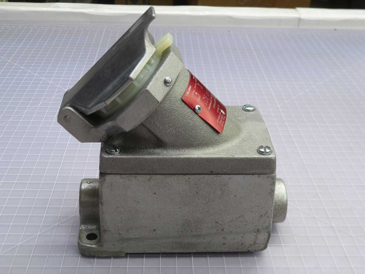 CROUSE-HINDS CPS532 211 RECEPTACLE T263821 - ELECTRICAL RECEPTACLES