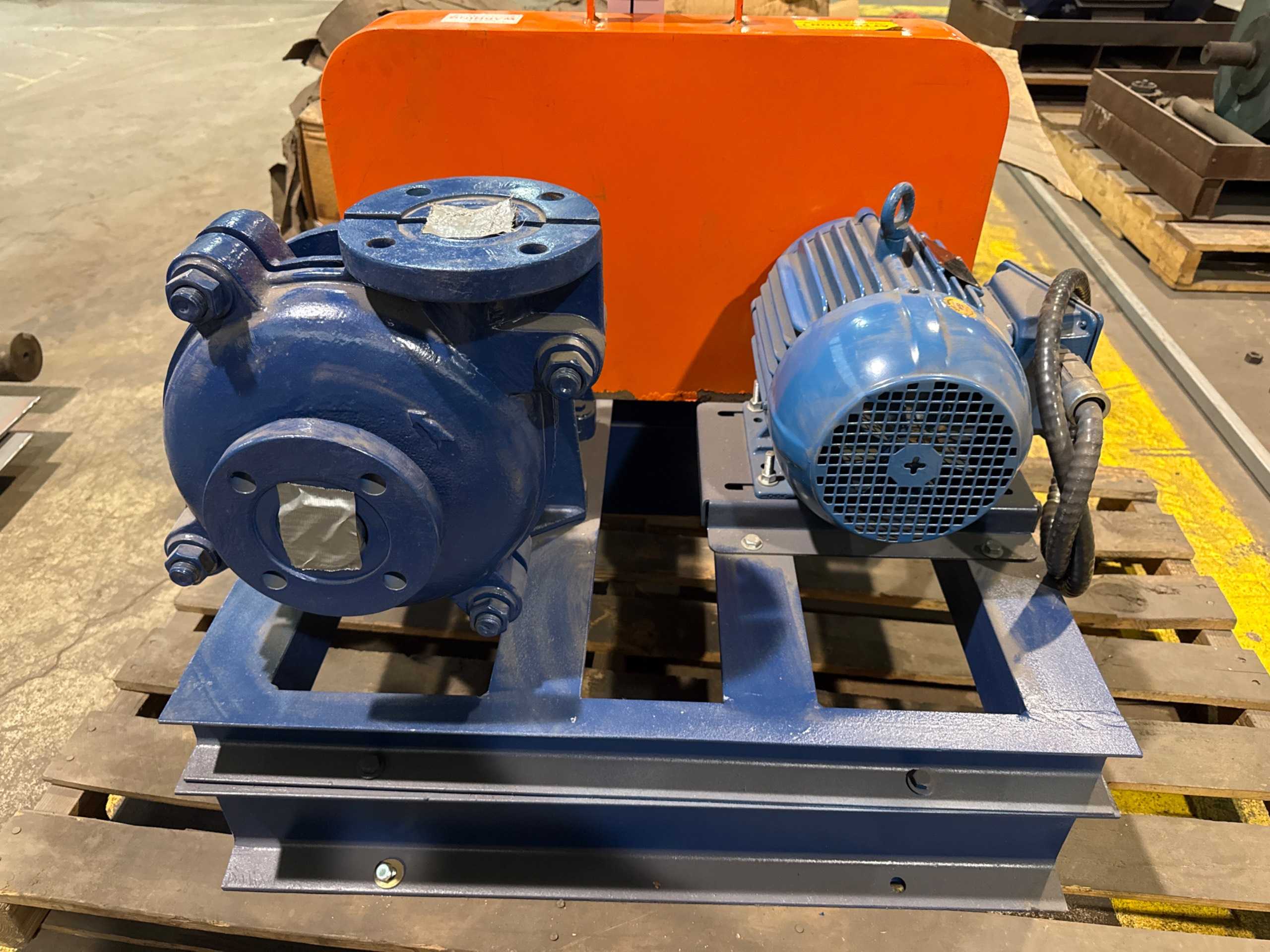 Centrifugal Pump & Motor Assembly - CENTRIFUGAL PUMP