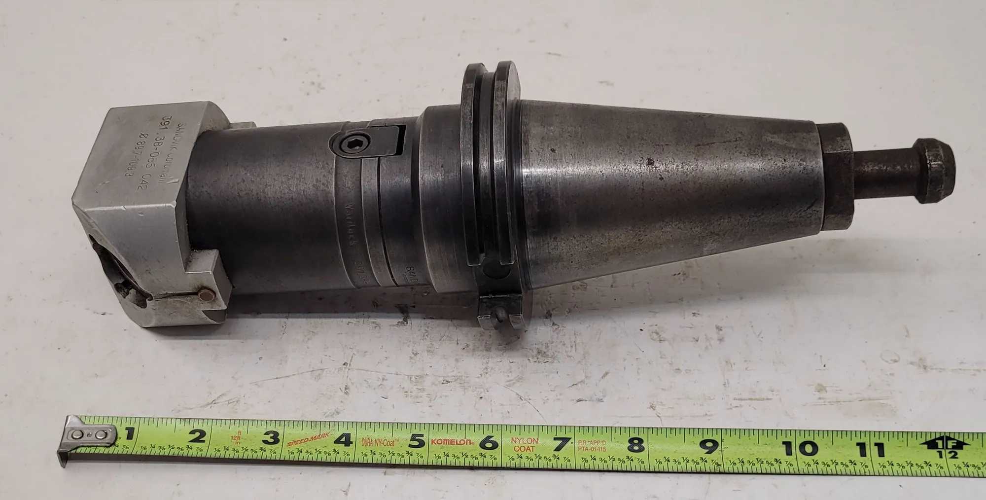SANDVIK COROMANT BORING HEAD W/ CAT 50 TOOL HOLDER, MODEL 391.38-085 042 - MACHINE TOOLING