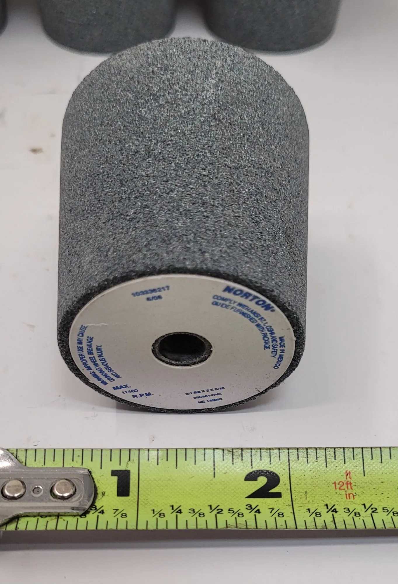 NORTON GRINDING STONE - 2/1-5/8 X 2 X 5/16 - LOT OF 12 - MACHINE TOOLING
