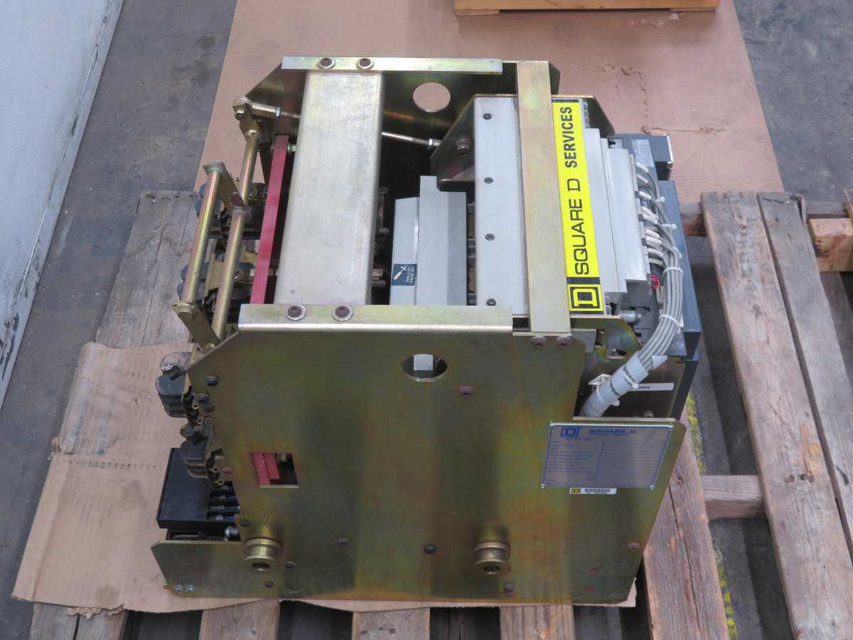SQUARE D NT08N1 CIRCUIT BREAKER, 800A CURRENT, 600V VOLTAGE, 35KA @ 600V INTERRUPTING - INDUSTRIAL PARTS