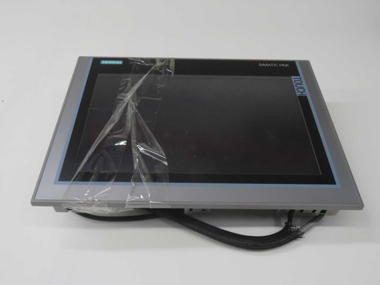 SIEMENS 6AV2 124-0MC01-0AX0 OPERATOR INTERFACE PANEL T270556 - HMIS & DISPLAYS