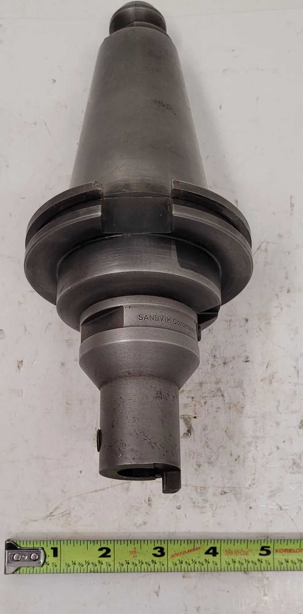 SANDVIK COROMANT A390.45-50 50 040M W/ VARILOCK A391.25-16 05 065M HOLDER CAT50 - MACHINE TOOLING