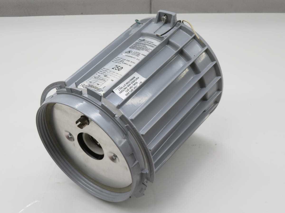 CROUSE HINDS VMVS250/MT, 250W POWER, 60HZ FREQ, 0.90 PF, MULTI-TAP V, EXPLOSIONPROOF - LIGHT FIXTURES