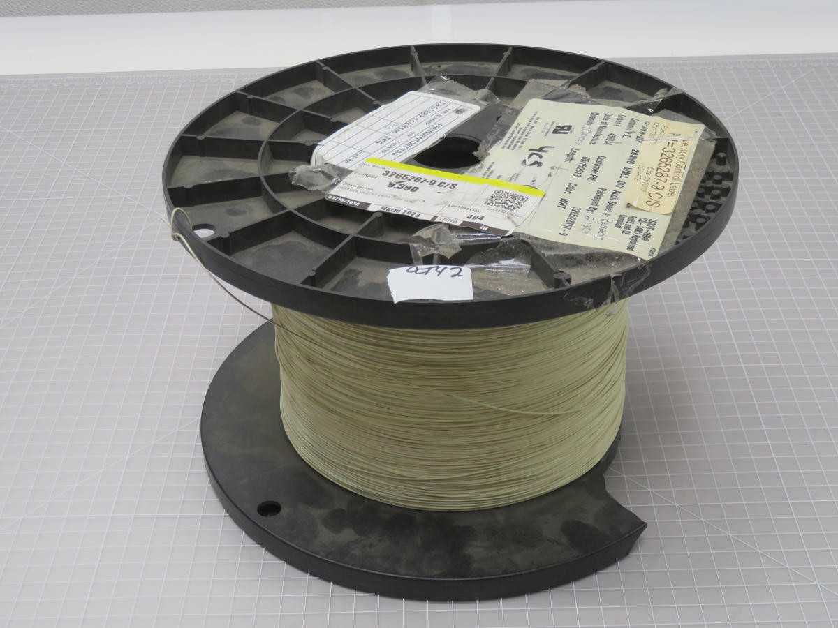 3265287-9 C/S 28 GAUGE WHITE CABLE 7/36 9000 FT T205323 - ELECTRICAL WIRE