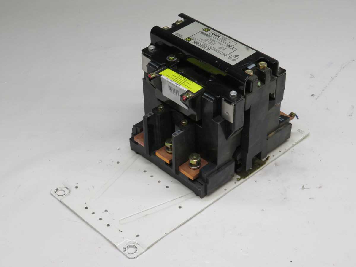 SQUARE D 8536SG01H30 STARTERS, NEMA 5, NON-REV, 200 HP POWER, 50/60 HZ FREQ, 440-480V COIL, 600V MAX SYS - AUTOMATION & CONTROLS