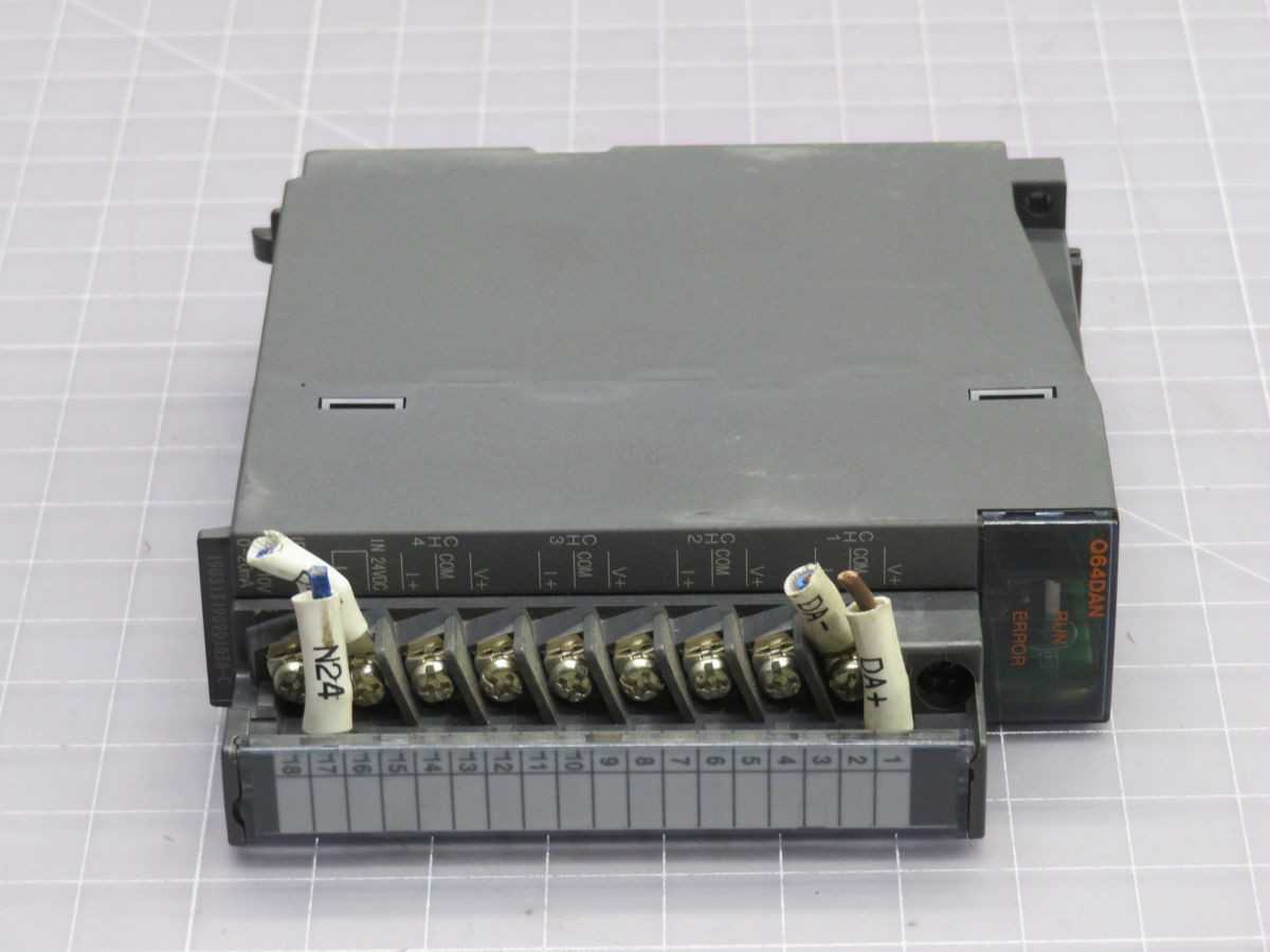 MITSUBISHI Q64DAN PLC D/A CONVERTER MODULE T256213 - PLC MODULES