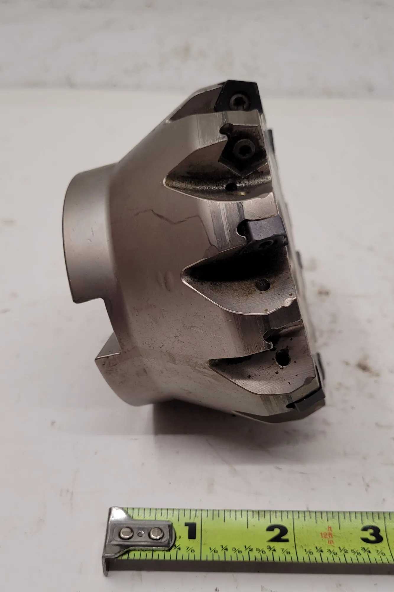 INGERSOLL DM5G-40R01 INDEXABLE FACE MILL, 4.000" CUTTING DIA., 12 INSERTS, 1.5000" BORE - MACHINE TOOLING