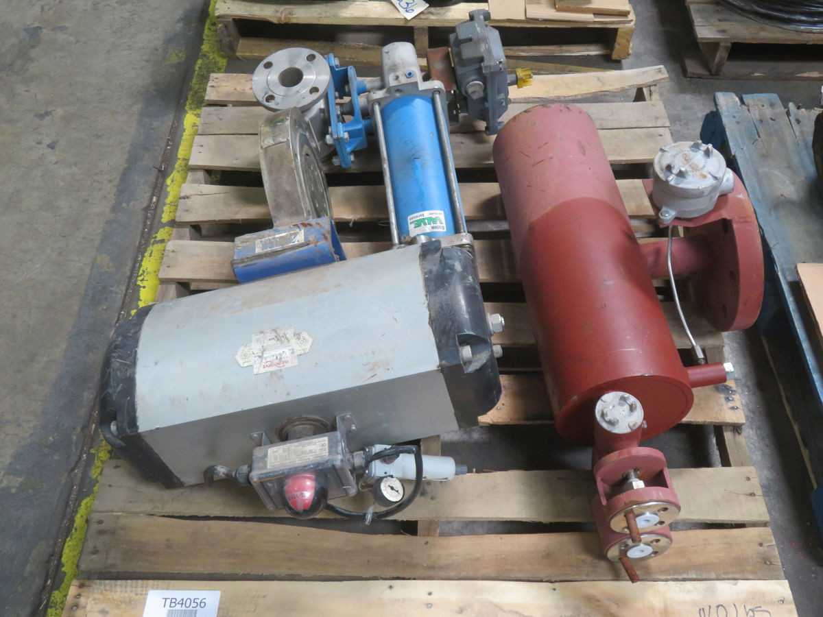 Lot Of 3 Mixed Industrial Valves T267538 - Great Condition - VALVES