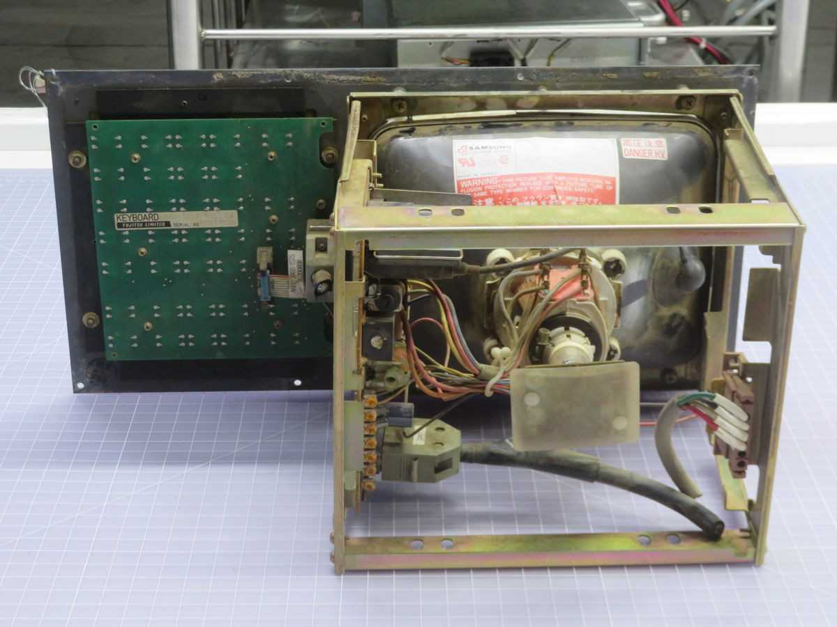 FANUC A02B-0083-C102 A61L-0001-0092 OT Operator Control Panel T264159 - OPERATOR INTERFACE PANELS