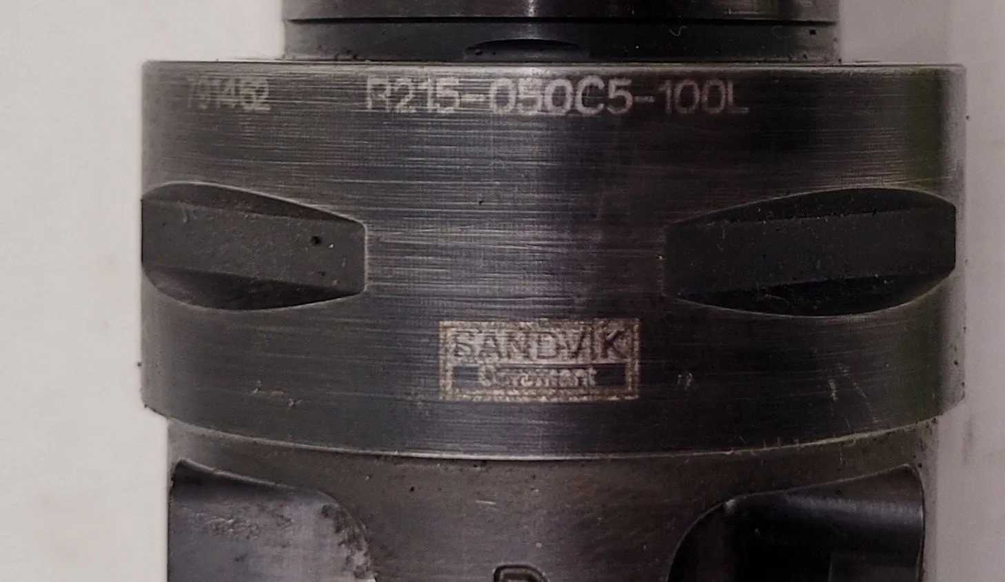 SANDVIK COROMANT R215-050C5-100L SQUARE SHOULDER MILL - 4 FLUTES, 16 INSERTS - MACHINING TOOLING & PARTS