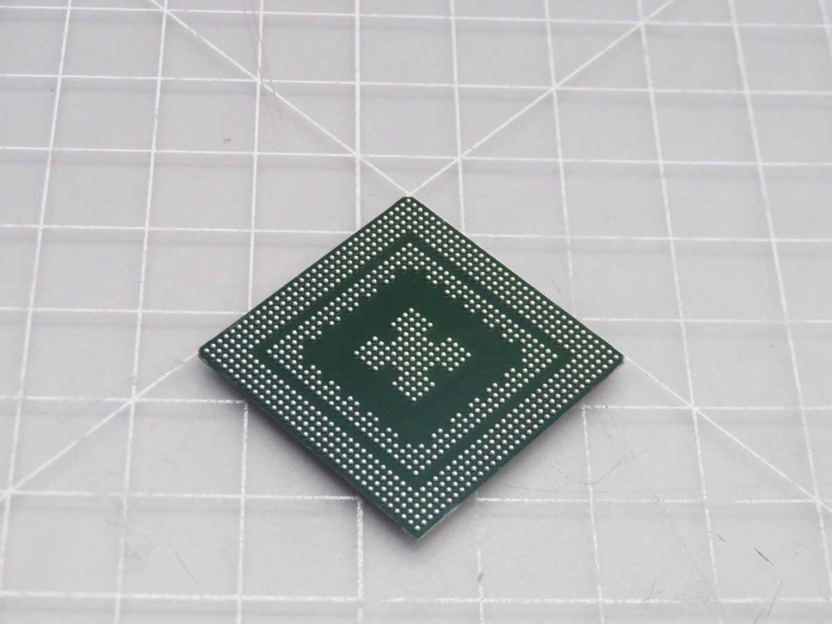 LOT OF 133 SCIENTIFIC ATLANTA 08-4012946-01 4012946 RISC MICROPROCESSOR T205590 - ELECTRONIC COMPONENTS