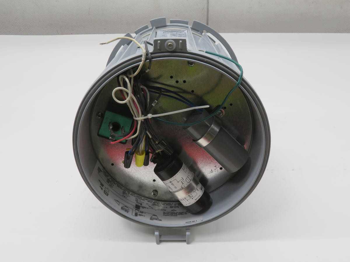 CROUSE HINDS VMVS250/MT, 250W POWER, 60HZ FREQ, 0.90 PF, MULTI-TAP V, EXPLOSIONPROOF - LIGHT FIXTURES