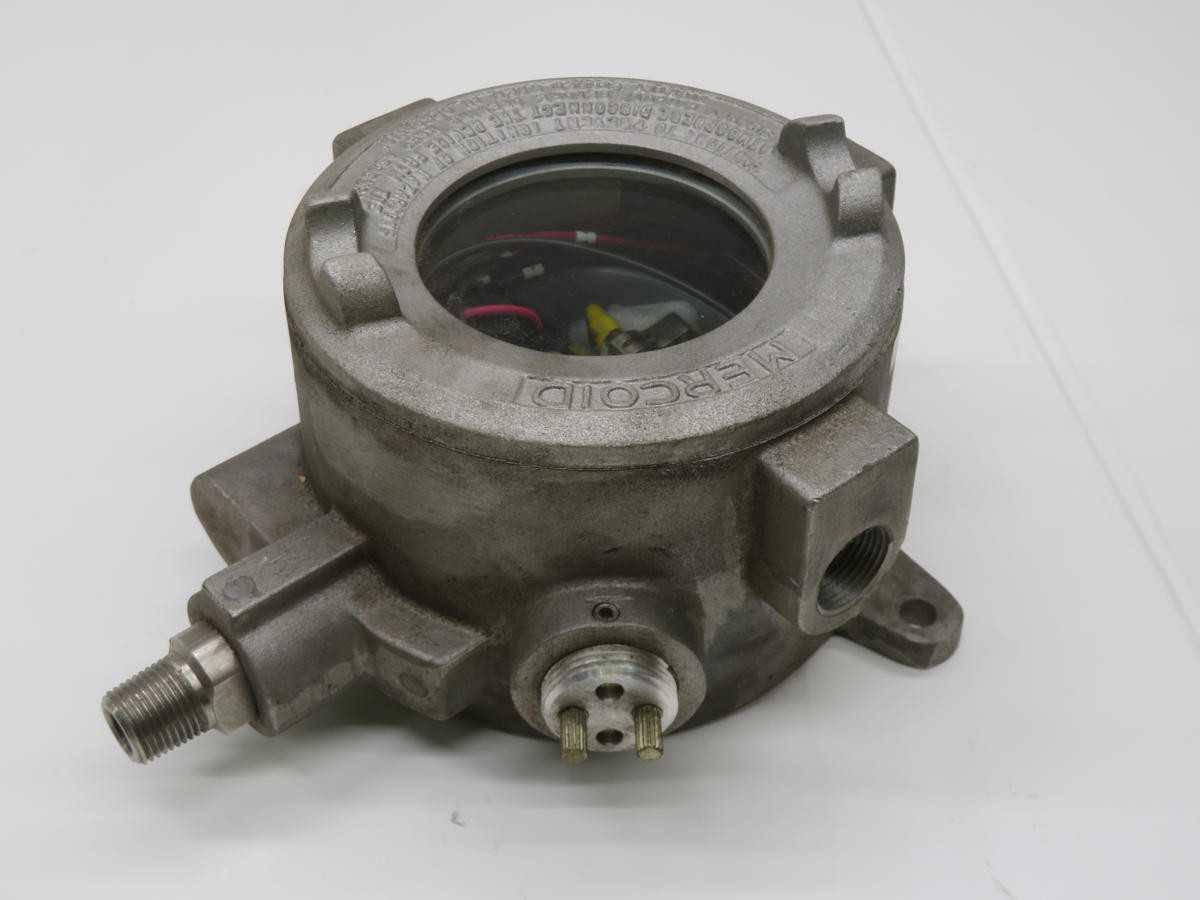 MERCOID CONTROL DHA-31-804 BOURDON TUBE PRESSURE SWITCH T228441 - SWITCHES