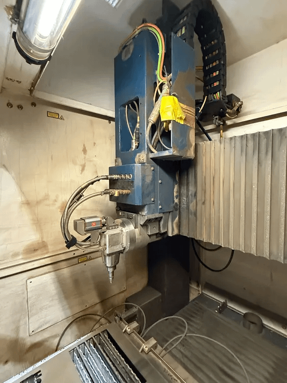 2012 TRUMPF TRULASER CELL 3010 LASER SYSTEM 5-AXIS 1000W 1070NM 1000X500X400MM - LASER CUTTING MACHINES