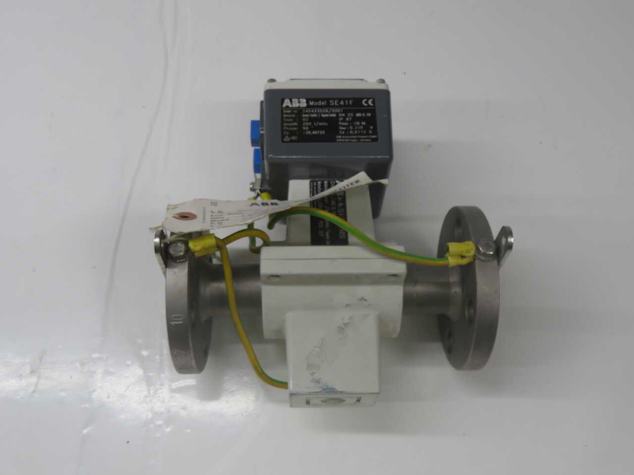 ABB SE41F 240433526/X001 FLOWMETER, DN40 DIA, 600 L/MIN FLOW, 130 C TEMP, IP67 RATING - FLOW METER
