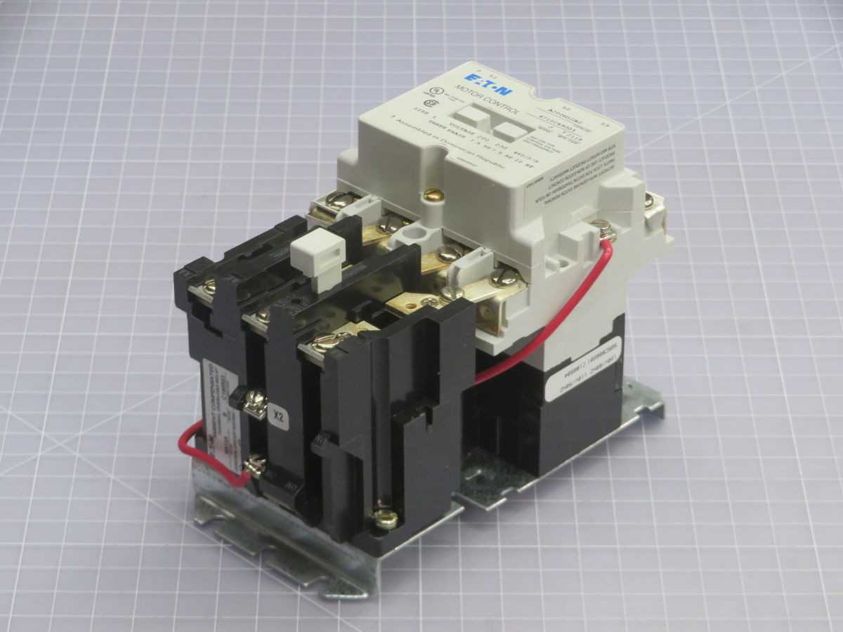 EATON A201K1CW CONTACTORS, NEMA SIZE 1, 3 POLES, 27A CURRENT, 240V AC COIL, 600V AC MAIN VOLTAGE, 10 HP - CIRCUIT BREAKERS EATON A201K1CW CONTACTORS, NEMA SIZE 1, 3 POLES, 27A CURRENT, 240V AC COIL, 600V AC MAIN VOLTAGE, 10 HP - CIRCUIT BREAKERS