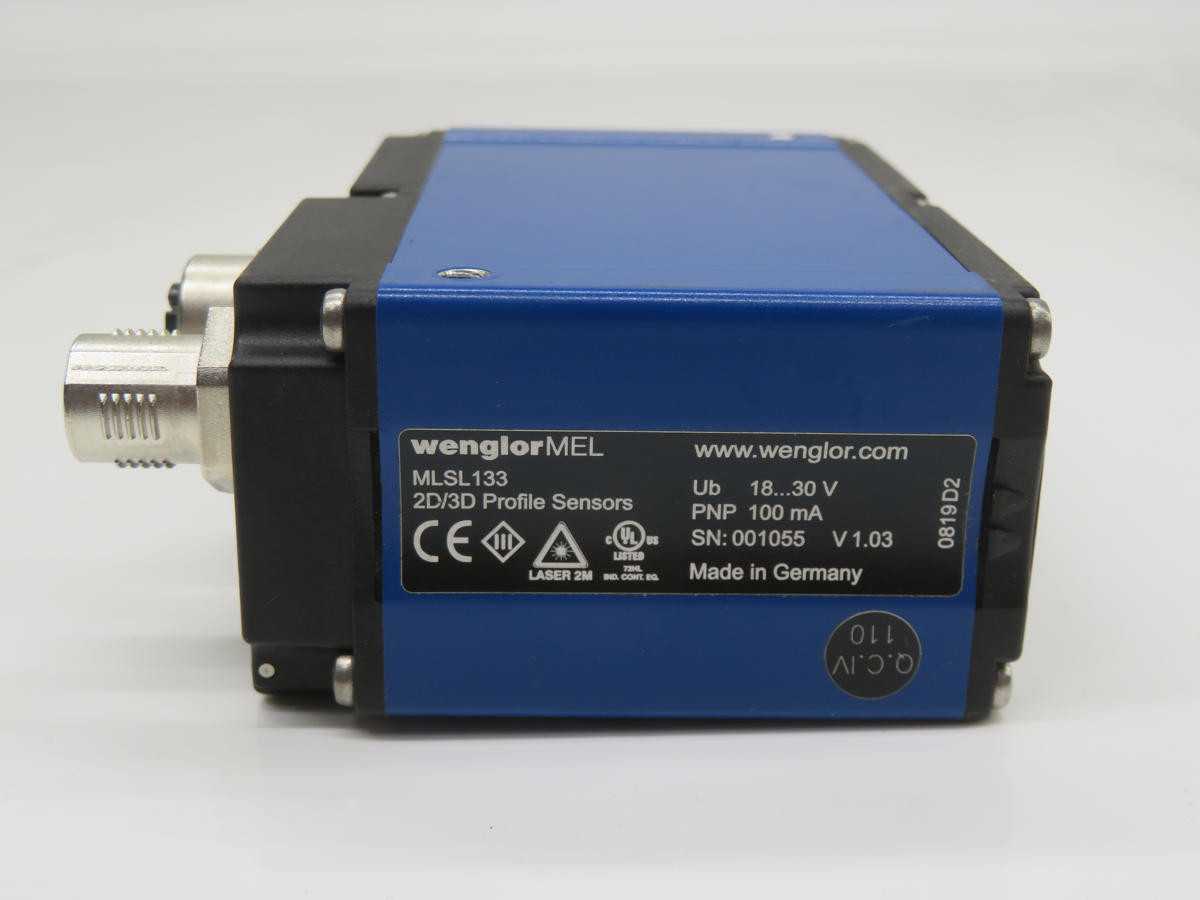 WENGLOR MLSL133 PHOTOELECTRIC SENSORS, 30-180 MM Z-RANGE, 0.05 MM RES, 1000 SCAN RATE, IP67 - SENSORS