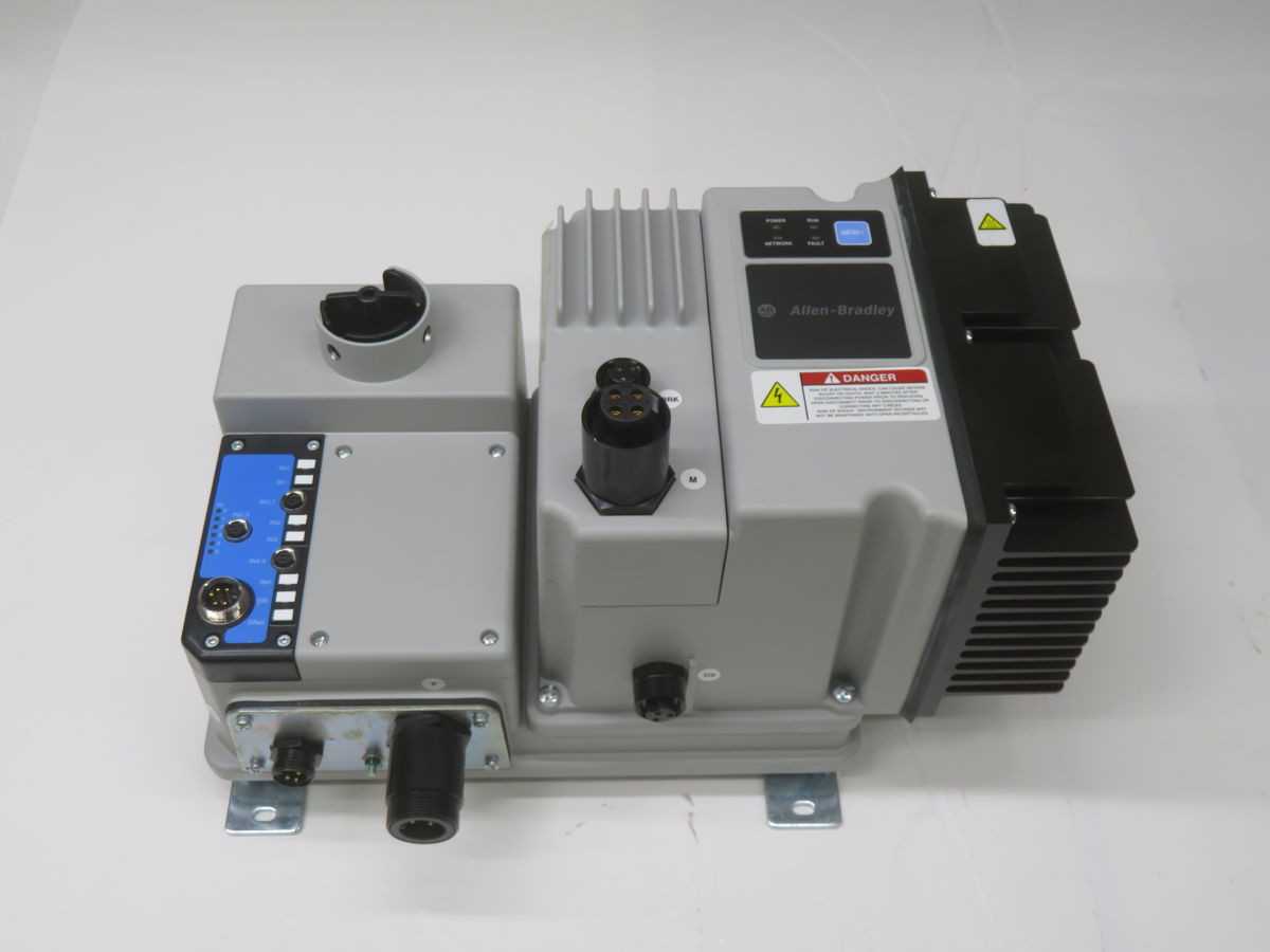 ALLEN BRADLEY 280G-FN-25-RG 284G-FVD6P0D-25-RRG-CBG-DB1-EMI, 480V IN, 6A OUT - MOTOR DRIVES