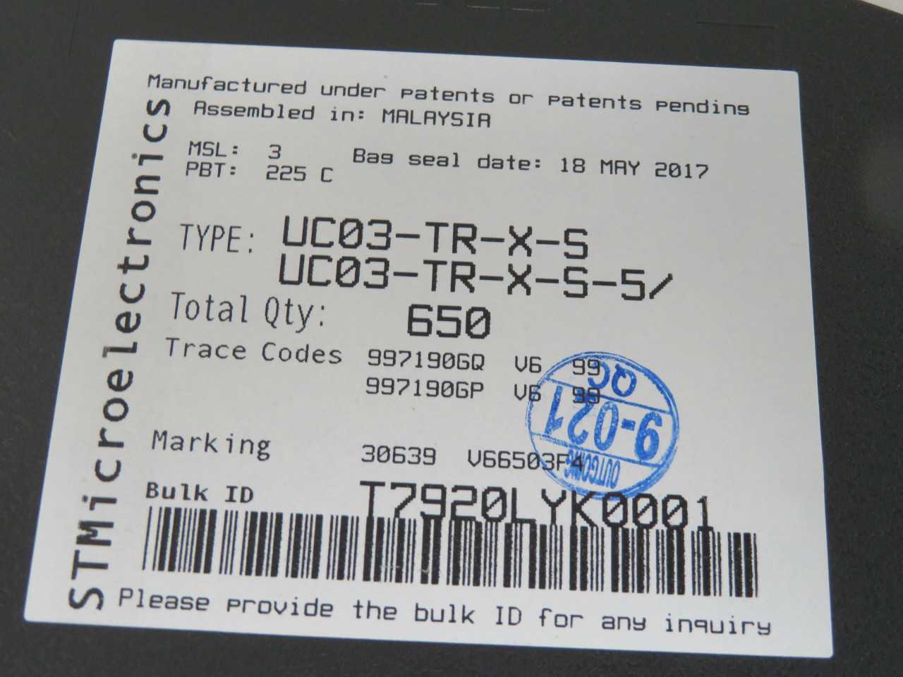 LOT OF 630 UC03-TR-X-S UC03-TR-X-S-5 STMICROELECTRONICS CODES 997190GQ V6 99 997190GP V6 99 - SEALS