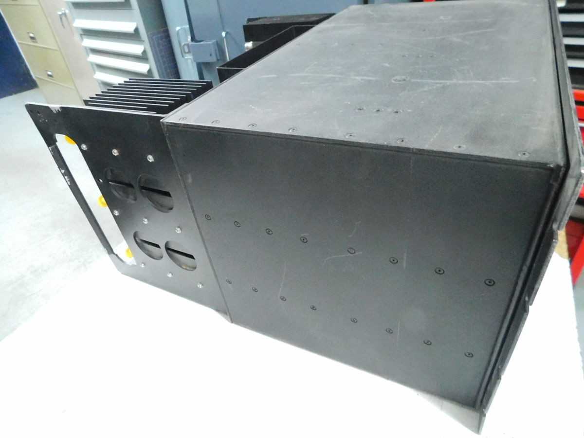 RFS WIJD862-06S 6-CHANNEL WAVEGUIDE COMBINER (851-869 MHZ) M7001 - TELECOMMUNICATION