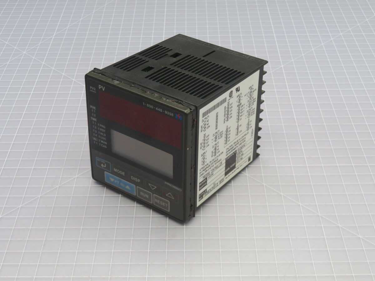 Blue M T5503UM212 Temperature/Process Controller Model 45298 - TEMPERATURE CONTROLLERS