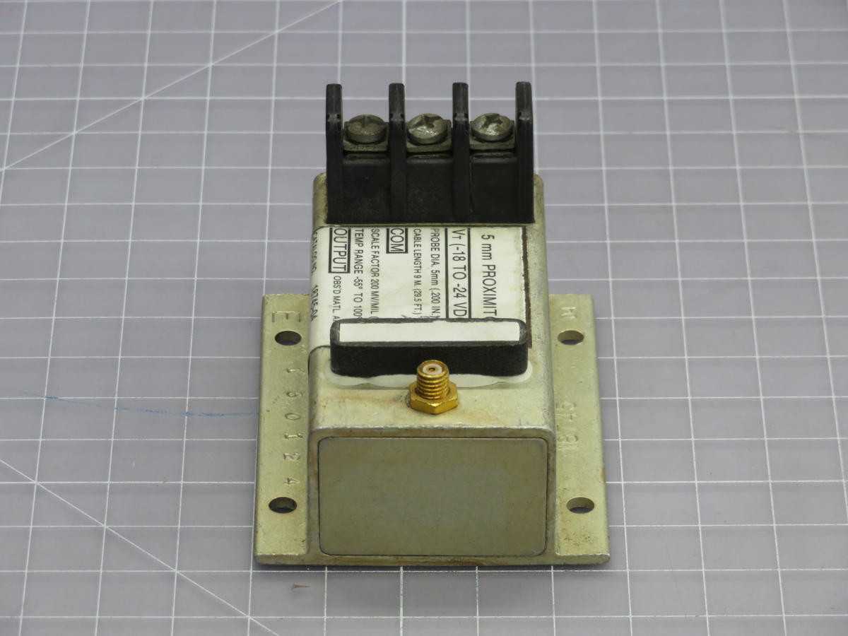 BENTLY NEVADA 18745-04 PROXIMITY SWITCH, 7.87 V/MM SENSITIVITY, VT(-24 VDC) COMMON, 18-24 VDC SUPPLY - SWITCHES