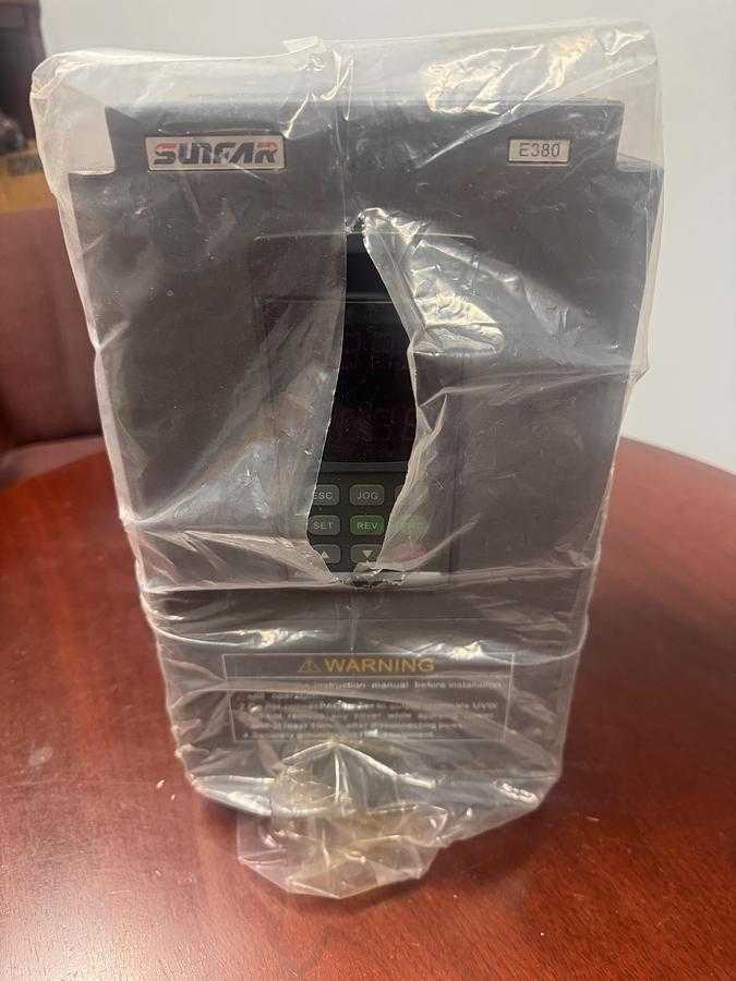 SUNFAR E380-2T0075 VECTOR CONTROL INVERTER, 3PH 220V, 50/60HZ, 7.5KW, PID, MODBUS-RTU - POWER INVERTERS