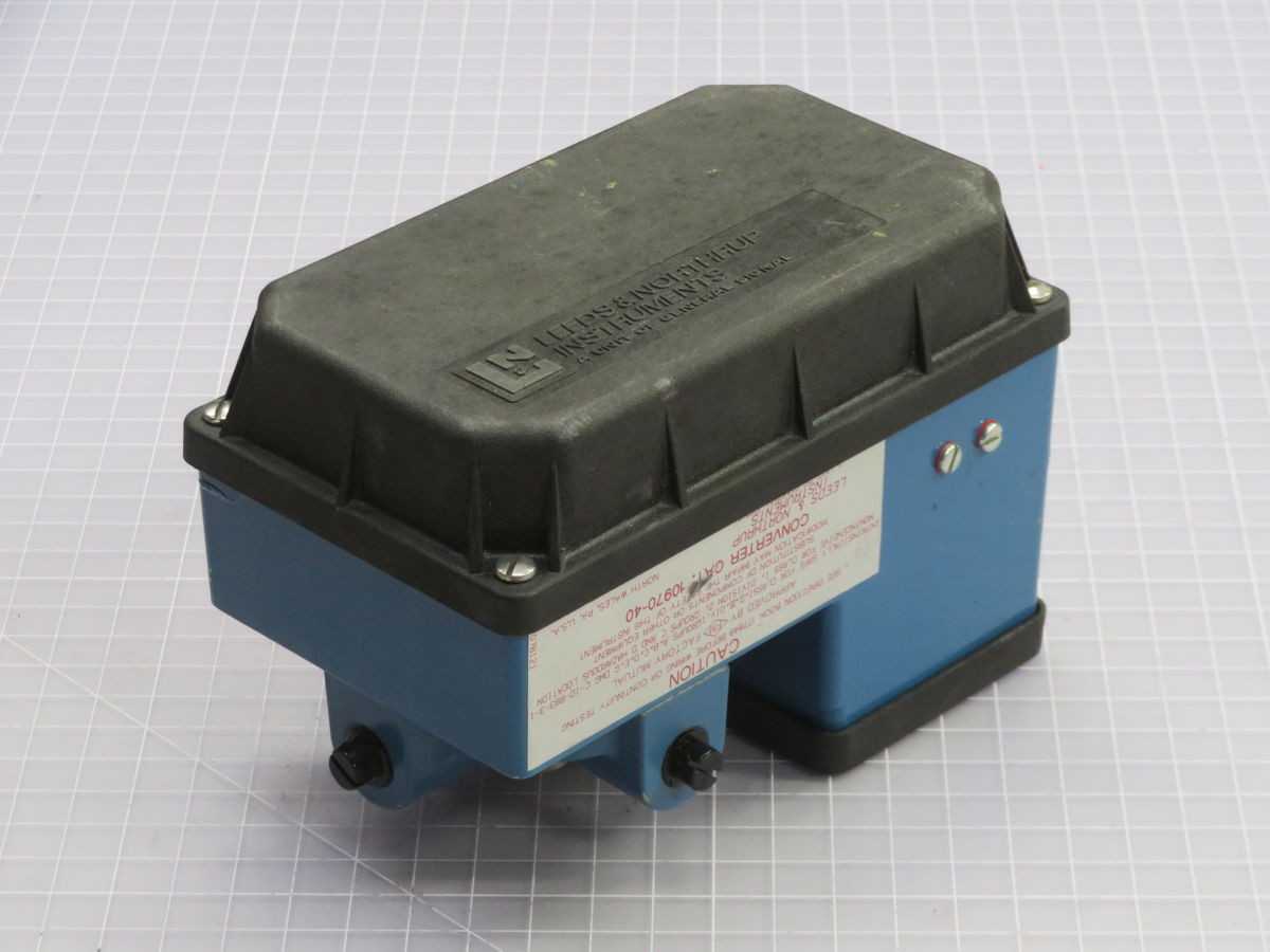 Leeds & Northrup 10970-40 Pneumatic Converter Signal T261837 - CONVERTERS