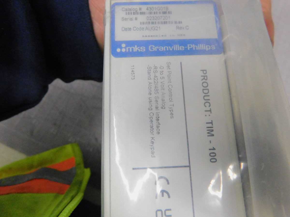 GRANVILLE-PHILLIPS 4301G01B TIM-100, CONTROL PANEL INT., 1E-11-5E-3 TORR RANGE, TOF PRINCIPLE - TEMPERATURE CONTROLLERS
