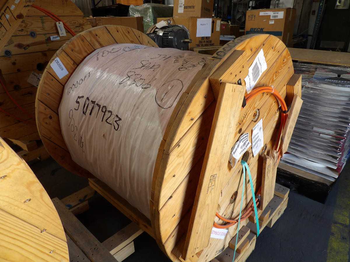 Corning 012K81-33130-A1, Riser Mm Fiber Cable, 12 Fibers, Om1 62.5 Μm, 12.3 Mm Od - FIBER OPTIC CABLE
