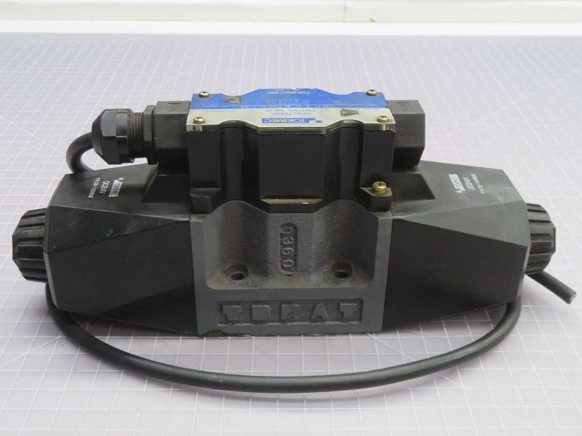 TOKIMEC DG4VC-5-3C-M-PS2-H-7-40 HYDRAULIC VALVE T265318 - HYDRAULIC DIRECTIONAL CONTROL VALVE