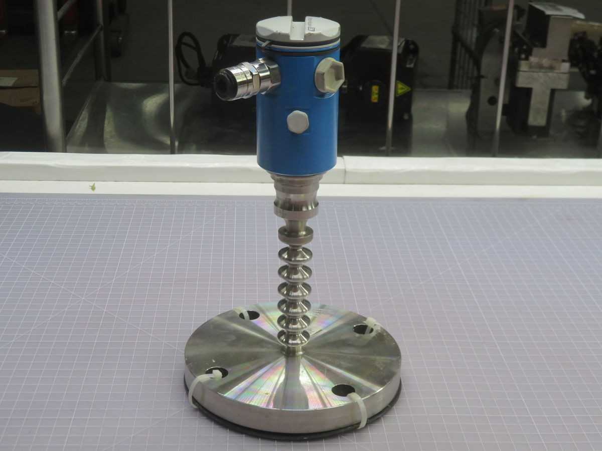 Endress+Hauser FMD72 Sensor Module Deltabar T266627 - FLOW TRANSMITTER Endress+Hauser FMD72 Sensor Module Deltabar T266627 - FLOW TRANSMITTER