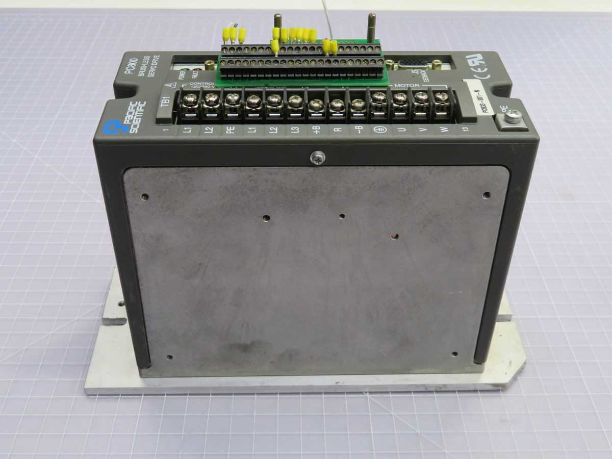 PACIFIC SCIENTIFIC PC833-001-N SERVO DRIVES, 240V INPUT, 50/60HZ, 12A CONT. OUTPUT - SERVO MOTORS