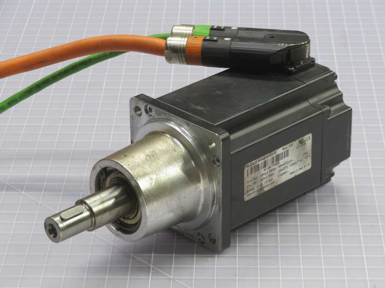 B&R 8LCA33.R0A67D102-0 Servo Motor T261663 - SERVO MOTORS