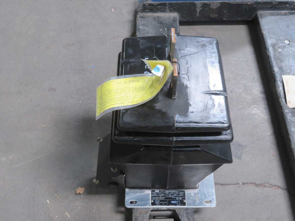 ABB 923A186G06 CT, 15 KV VOLT, 110 KV BIL, 75/150 A PRIM, 5 A SEC, C400/C800 ACC - ELECTRICAL COMPONENTS