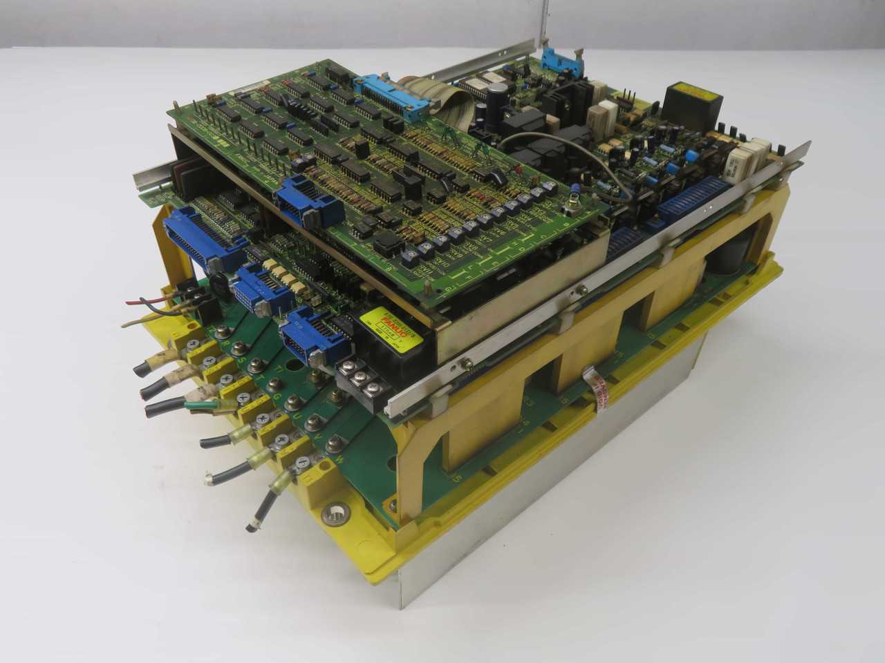 FANUC A06B-6059-H212, AC DRIVES, 200-230 VAC INPUT, 12 KW OUTPUT POWER, 43 A OUTPUT CURRENT - SERVO DRIVES