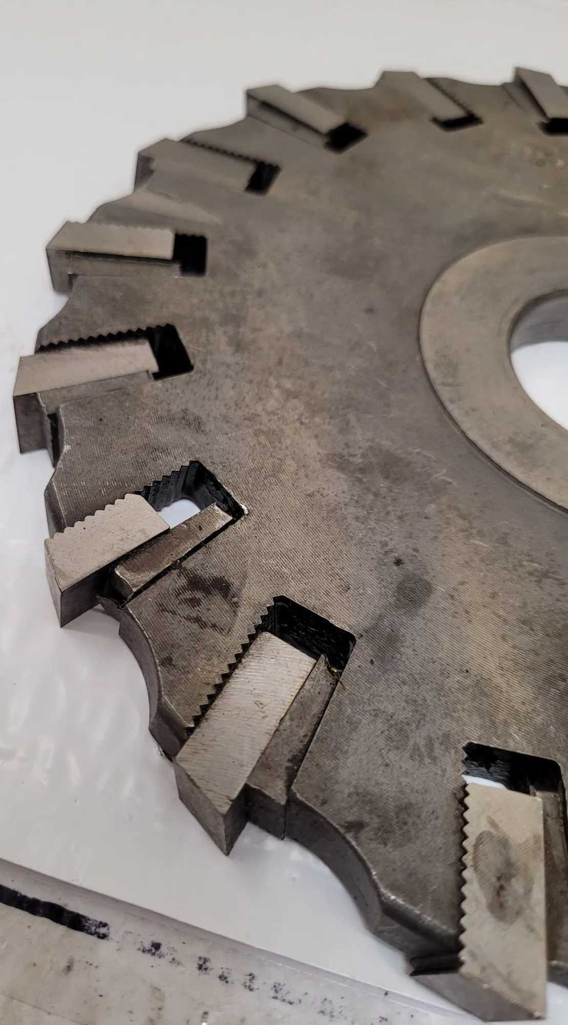 INGERSOLL 2508S SAWMILL CUTTER, 8" DIA, .46" THICK, 1.5" ARBOR - MACHINE TOOLING